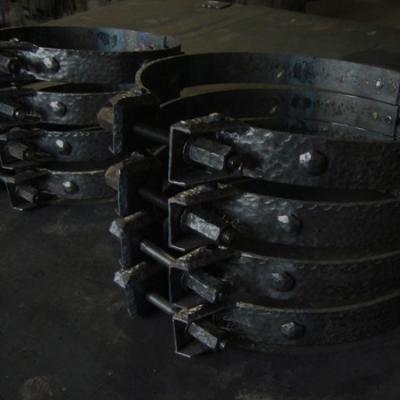 Lustra meble i okucia